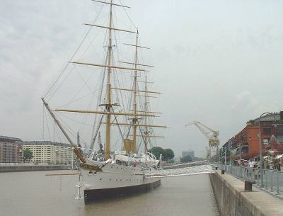 Puerto Madero - Fragata Sarmiento